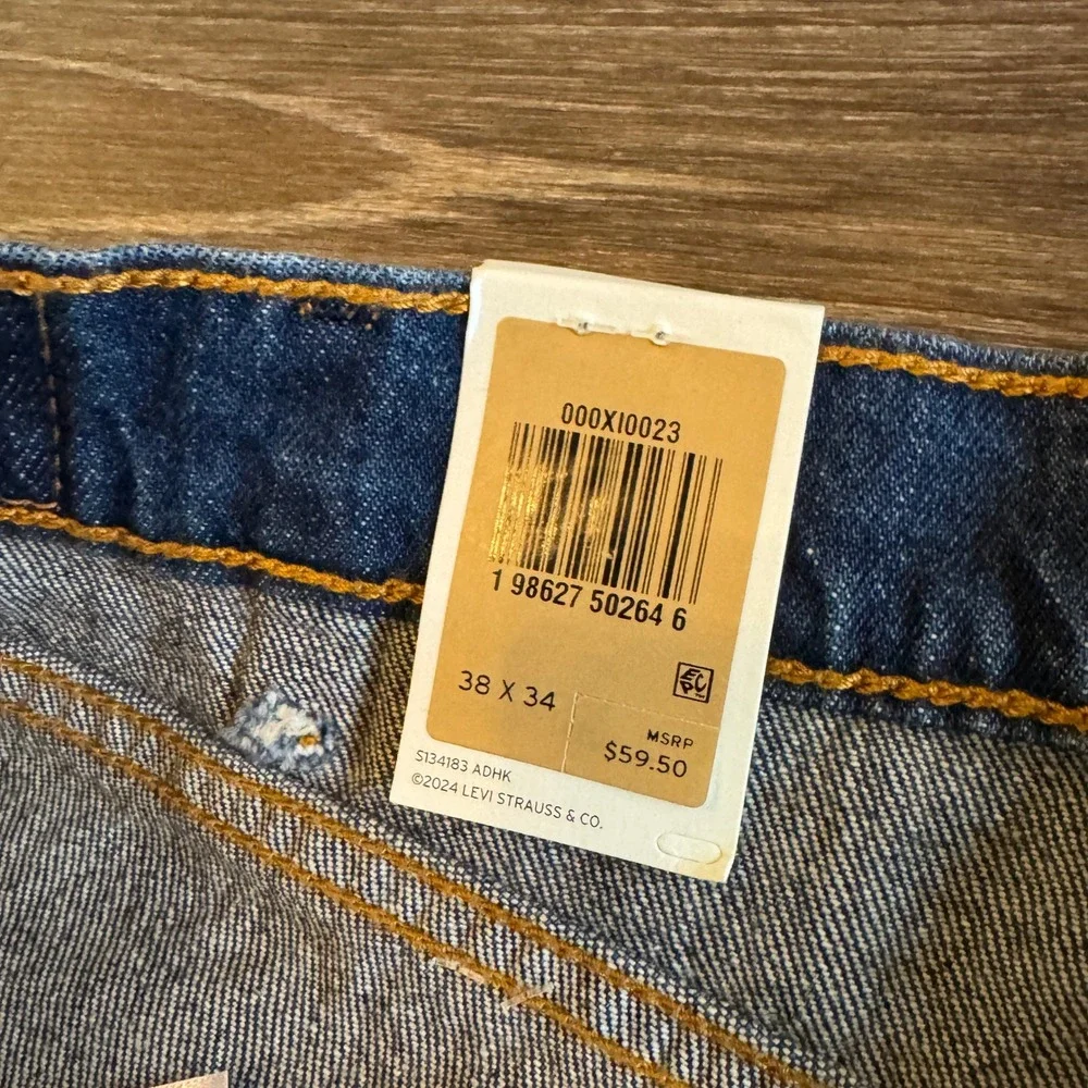Levis new tags
